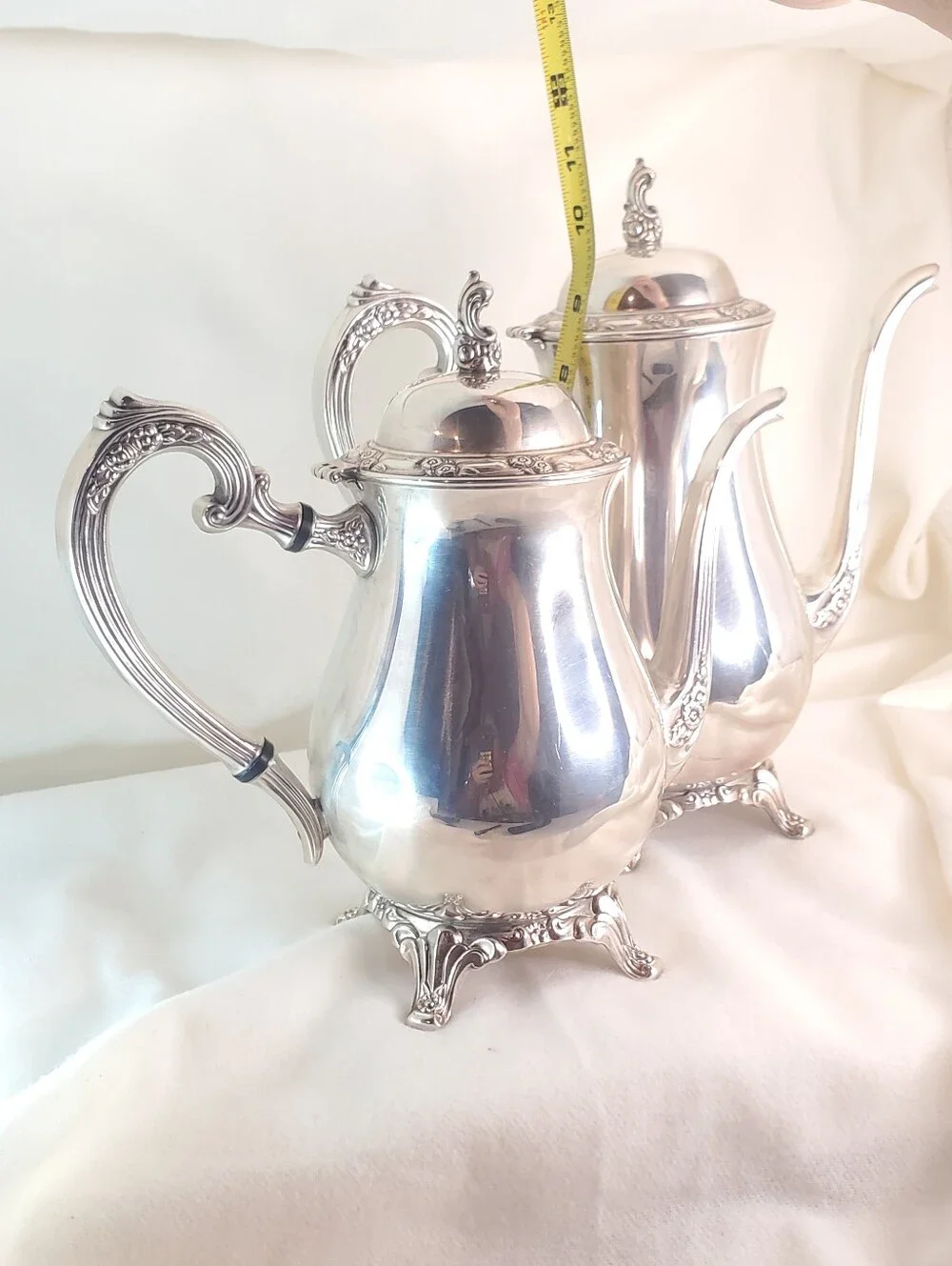 VTG Oneida USA Silver Plate 5-piece Coffee/Tea Service Set with 24